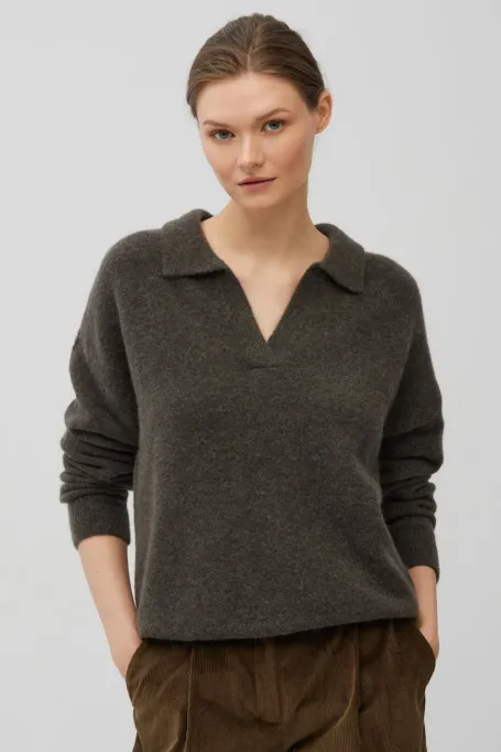 Brązowy sweter polo z wełną alpaki